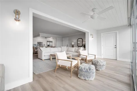 $1,250,000 | 322 Harbour Drive, Unit 103A, Naples, FL 34103
