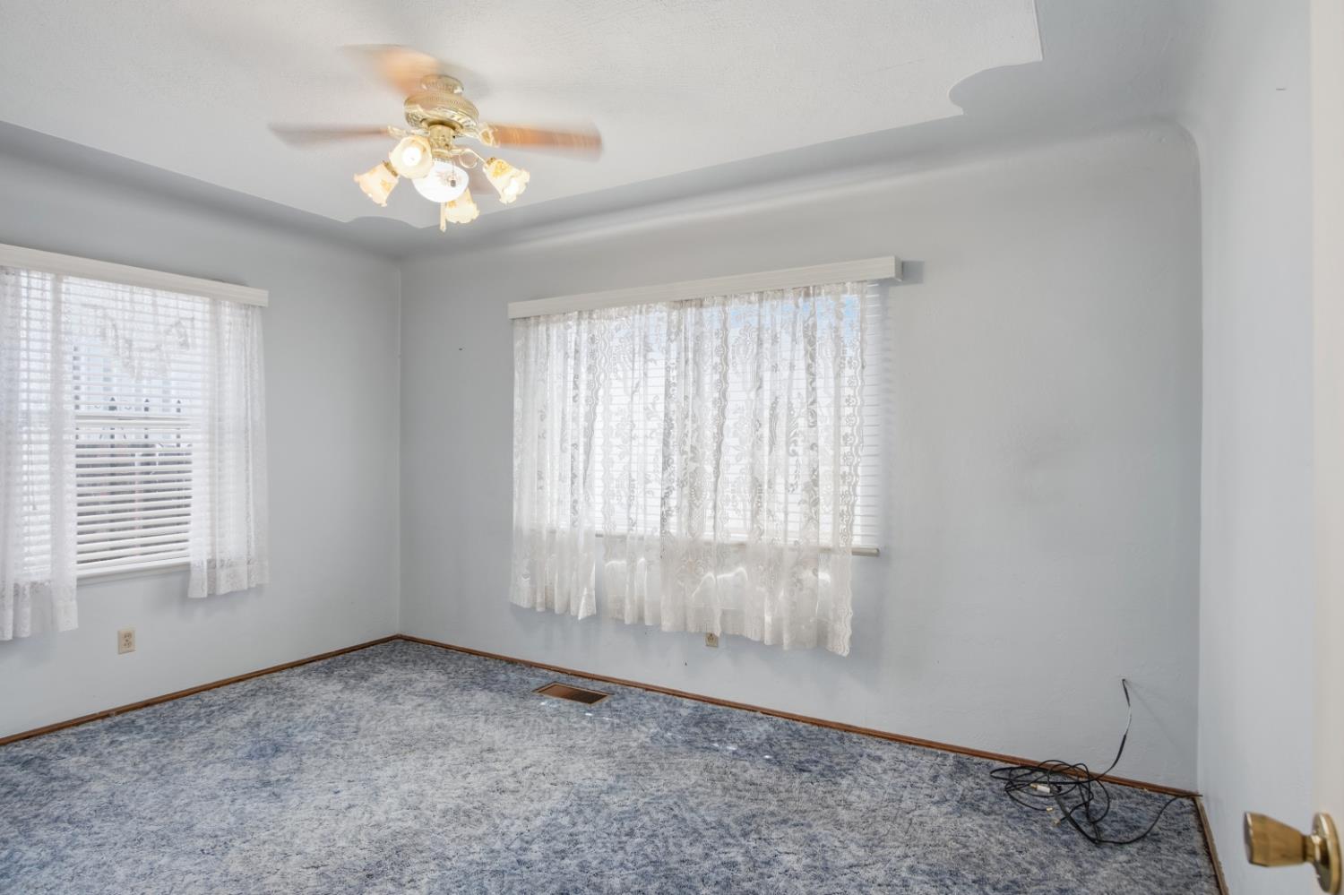 913 Reno Avenue Modesto, CA 95351 - Photo 11 of 52
