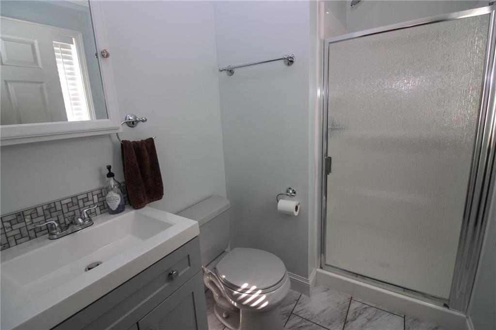 462 Aten Road Coraopolis, PA 15108 - Photo 12 of 22 Gallery Image 12