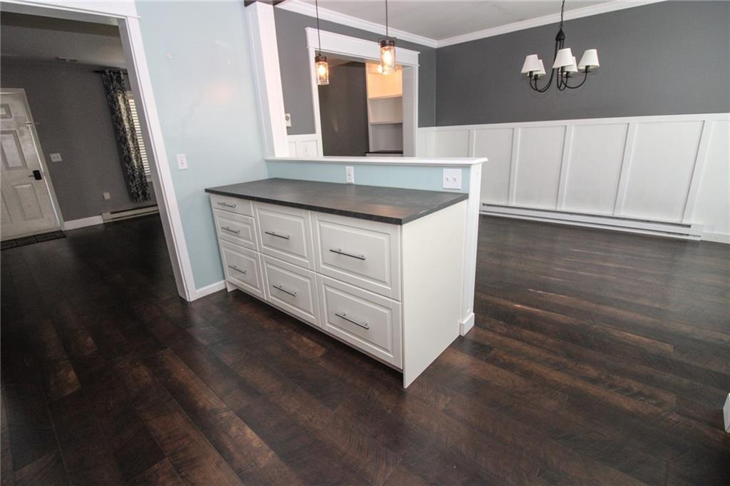 462 Aten Road Coraopolis, PA 15108 - Photo 9 of 22 Gallery Image 9