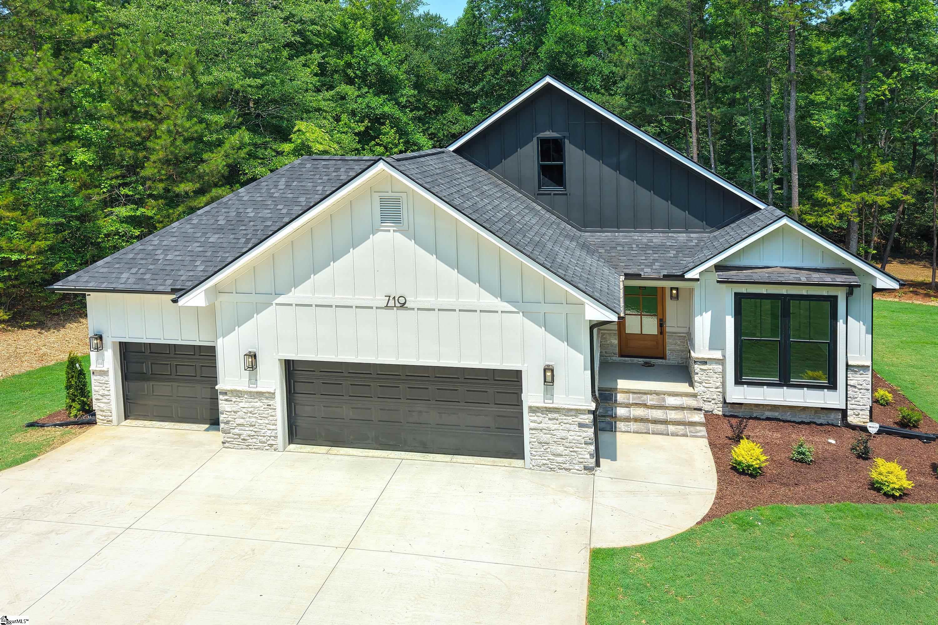 719 Pinson Farm Road Belton, SC 29627 - Photo 1 of 37
