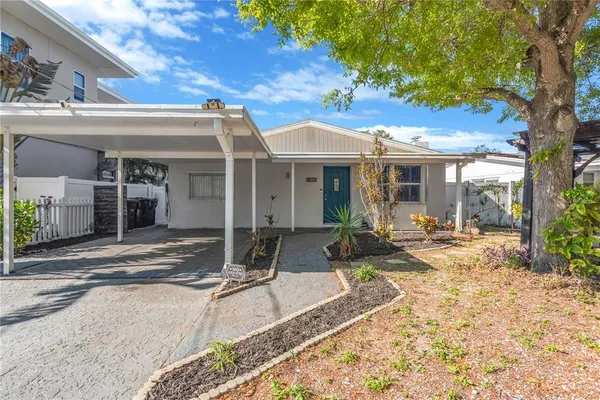 $489,500 | 6305 South Selbourne Avenue, Tampa, FL 33611