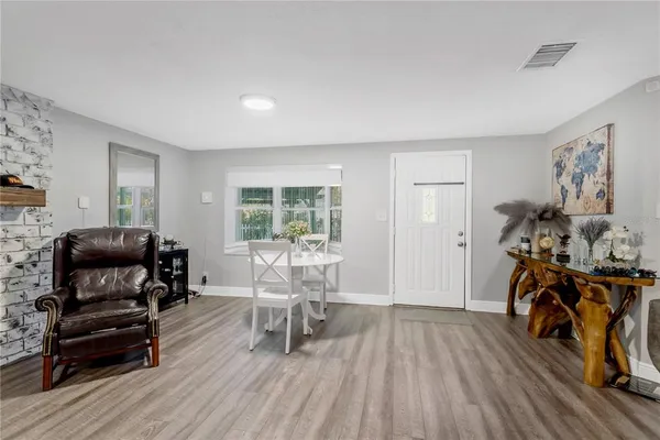 $489,500 | 6305 South Selbourne Avenue, Tampa, FL 33611