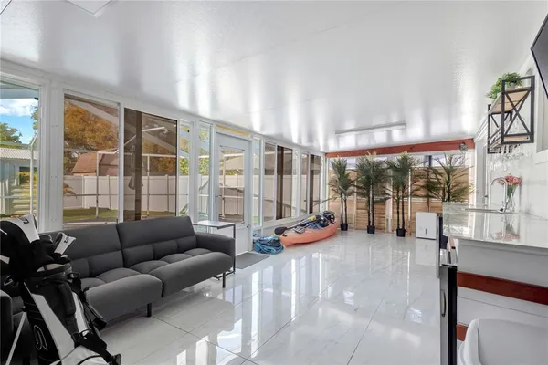 $489,500 | 6305 South Selbourne Avenue, Tampa, FL 33611