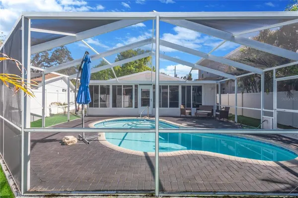 $489,500 | 6305 South Selbourne Avenue, Tampa, FL 33611