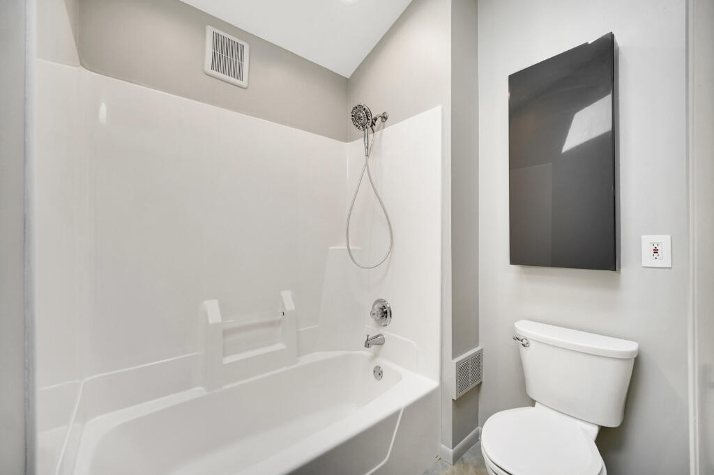 63 Diana Road Portage, IN 46368 - Photo 21 of 40 1024x682
