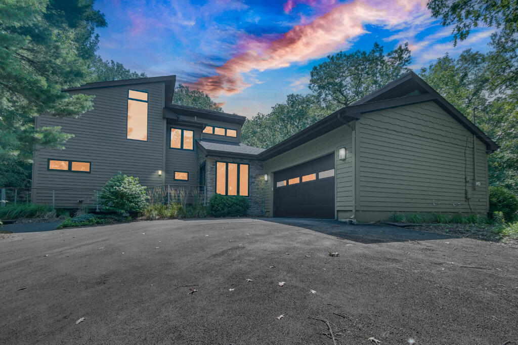 63 Diana Road Portage, IN 46368 - Photo 34 of 40 1024x682