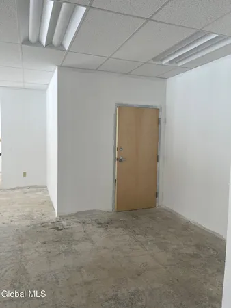 $22 | 282 Middletown Road, Waterford, NY 12188