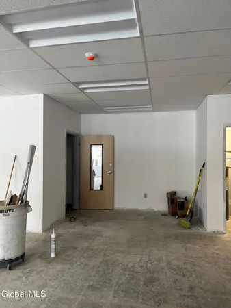 $22 | 282 Middletown Road, Waterford, NY 12188