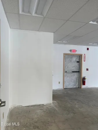 $22 | 282 Middletown Road, Waterford, NY 12188