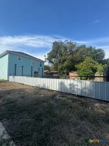 $1,800 | 625 Alabama Street, San Marcos, TX 78666