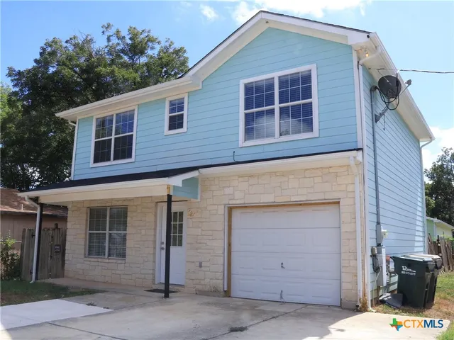 $1,800 | 625 Alabama Street, San Marcos, TX 78666