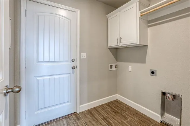 $419,700 | 26571 West 83rd Terrace, Lenexa, KS 66227