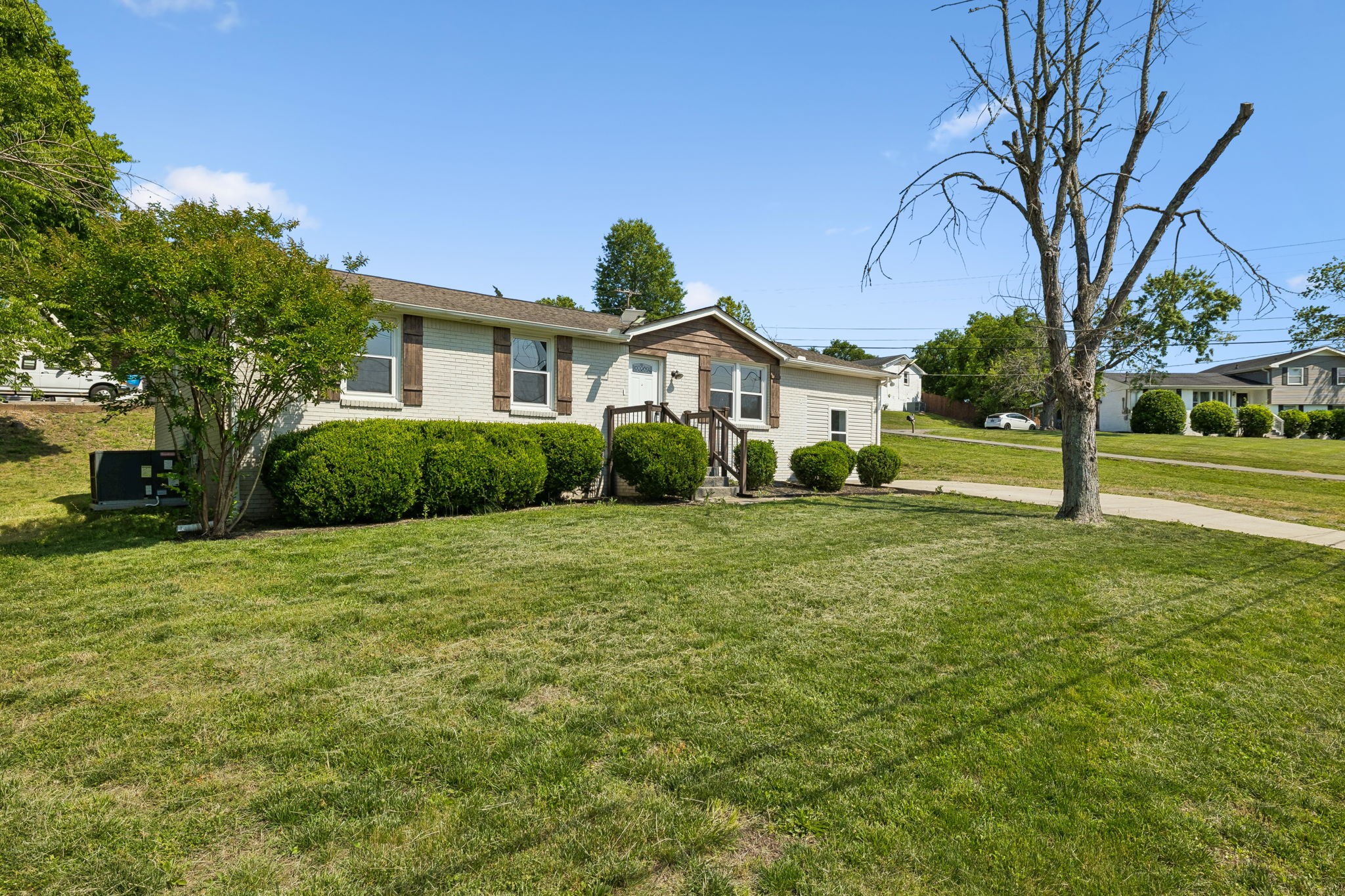 200 South Valley Road Hendersonville, TN 37075 - Photo 4 of 41