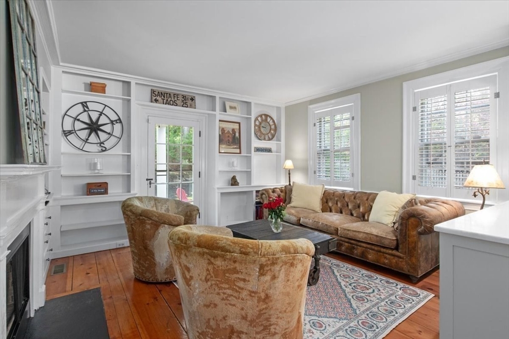 663 Main Street Medfield, MA 02052 - Photo 11 of 42