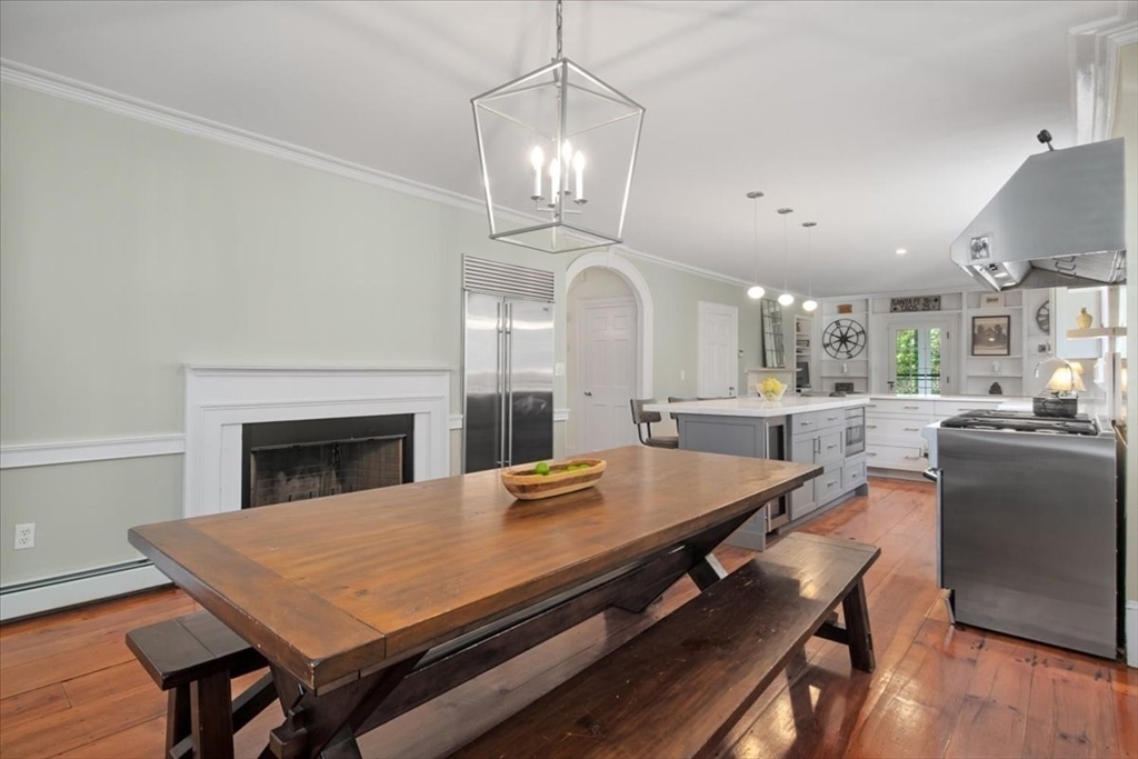 663 Main Street Medfield, MA 02052 - Photo 13 of 42