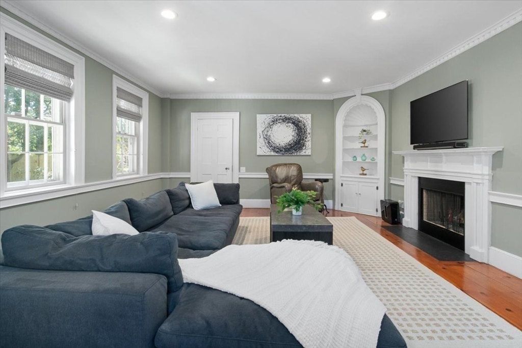 663 Main Street Medfield, MA 02052 - Photo 14 of 42