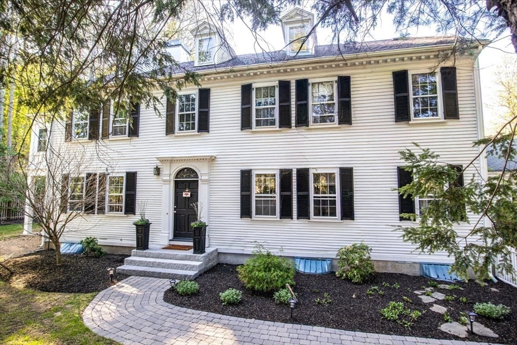 663 Main Street Medfield, MA 02052 - Photo 2 of 42