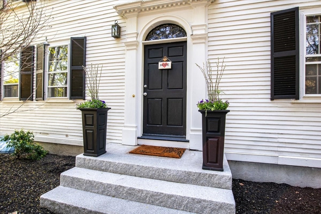 663 Main Street Medfield, MA 02052 - Photo 7 of 42