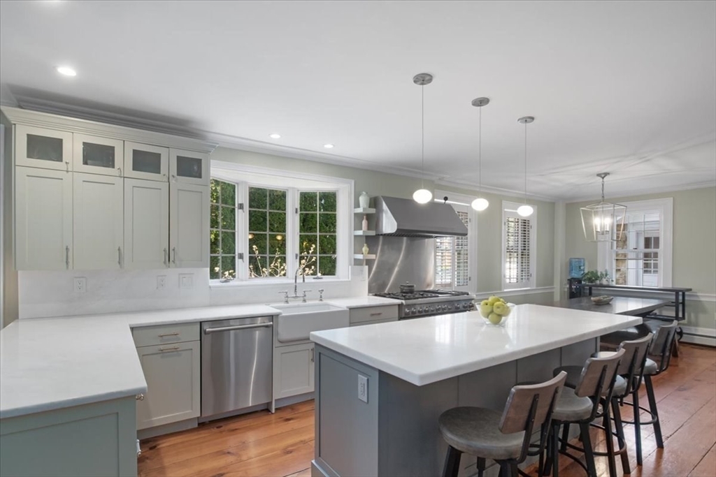 663 Main Street Medfield, MA 02052 - Photo 10 of 42