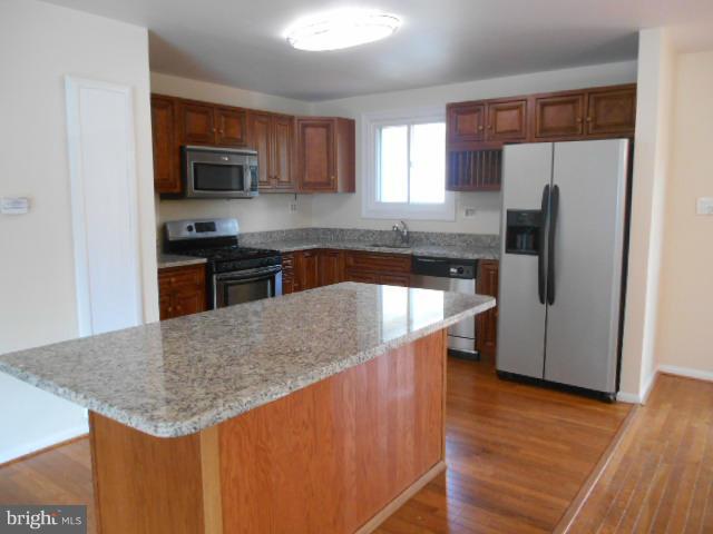 3931 Bryony Road Randallstown, MD 21133 - Photo 3 of 15 Kitchen