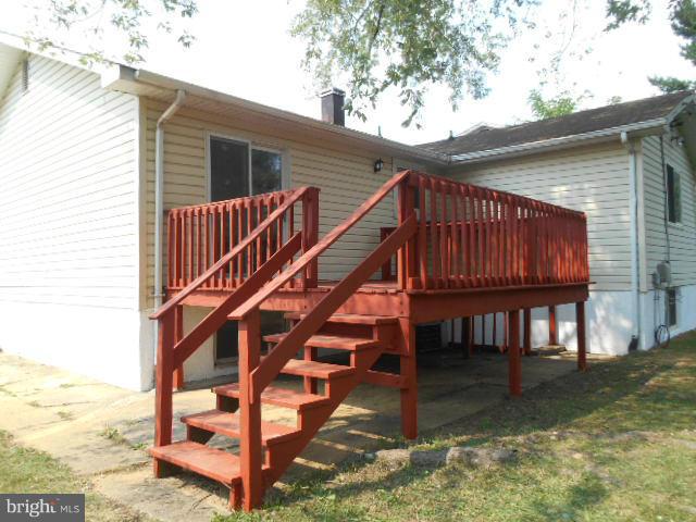 3931 Bryony Road Randallstown, MD 21133 - Photo 5 of 15 Exterior (Rear)