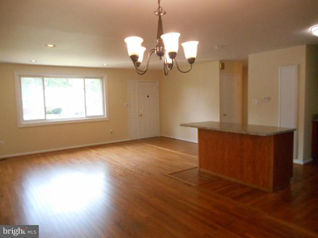 3931 Bryony Road Randallstown, MD 21133 - Photo 8 of 15 Living Room