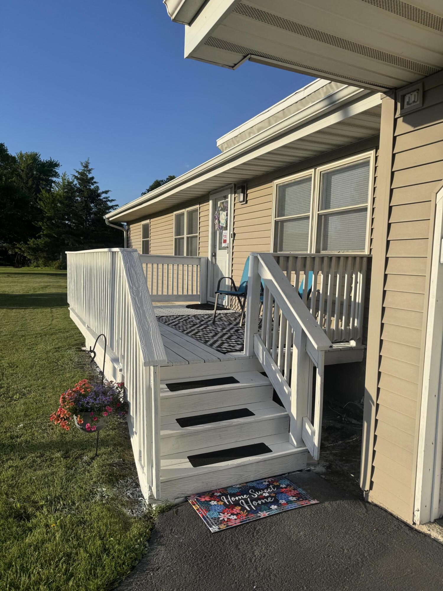 18311 Clark Street Lowell, IN 46356 - Photo 4 of 36 1500x2000