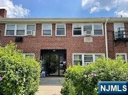 $2,150 | 1624 Valley Street, Unit 2B, Fort Lee, NJ 07024