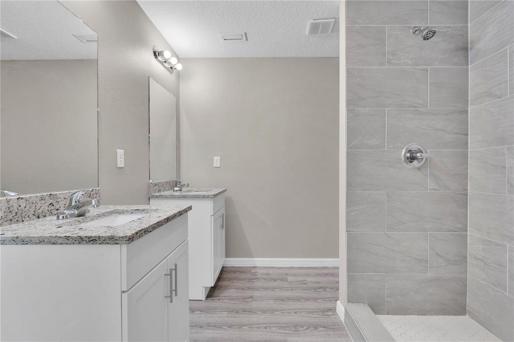 15905 Southwest 57th Terrace Road Ocala, FL 34473 - Photo 12 of 23 Gallery Image 12