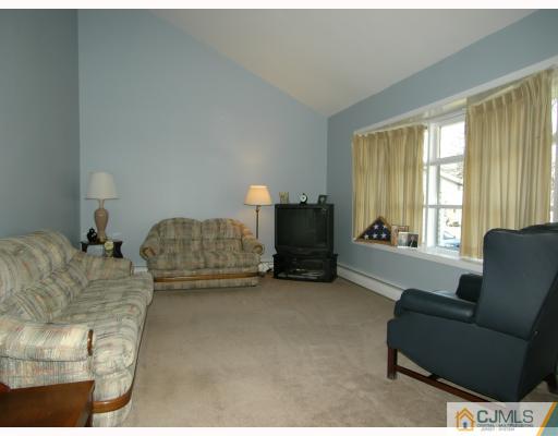 90 Hickory Road Colonia, NJ 07067 - Photo 2 of 10 Gallery Image 2