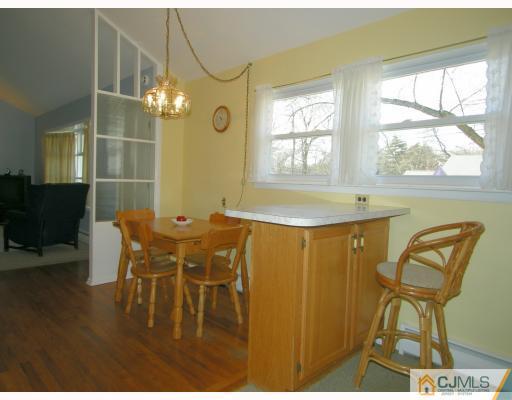 90 Hickory Road Colonia, NJ 07067 - Photo 5 of 10 Gallery Image 5