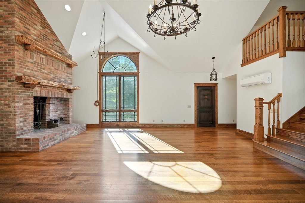 211 Butler Road Monson, MA 01057 - Photo 4 of 42