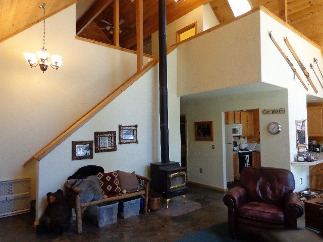407 Main Street Calpine, CA 96124 - Photo 8 of 14 Gallery Image 8