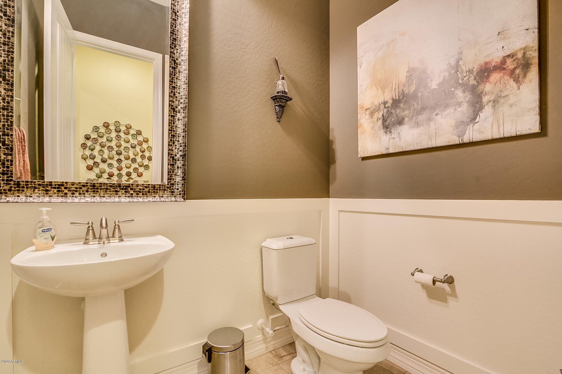 883 East Hampton Lane Gilbert, AZ 85295 - Photo 14 of 28 Hampton - 11
