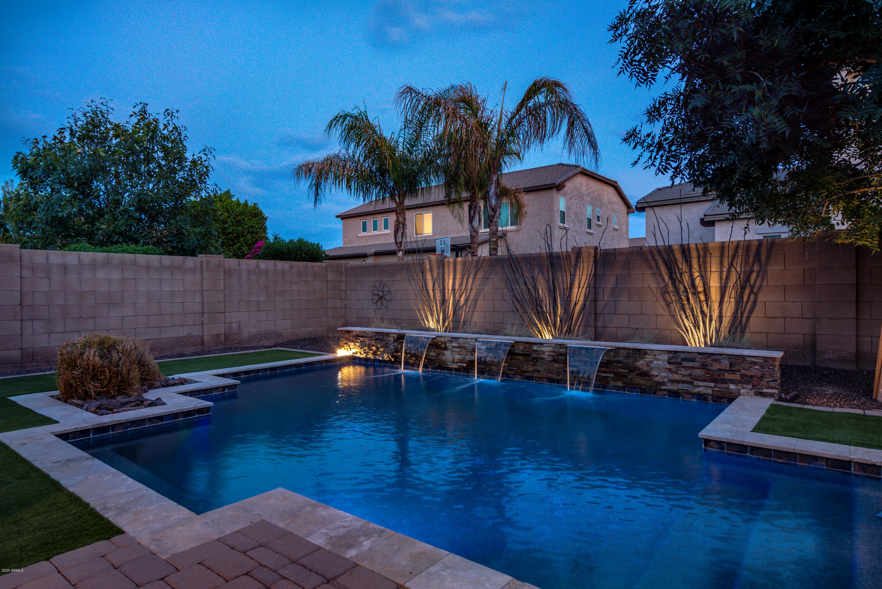 883 East Hampton Lane Gilbert, AZ 85295 - Photo 24 of 28 883-E-Hampton-11