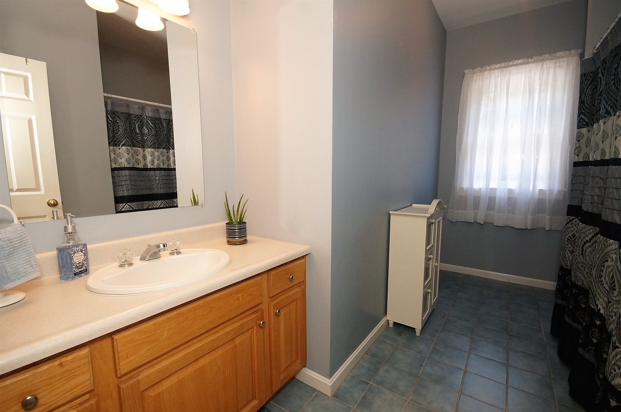 3 Bayberry Road Windham, NH 03087 - Photo 34 of 40