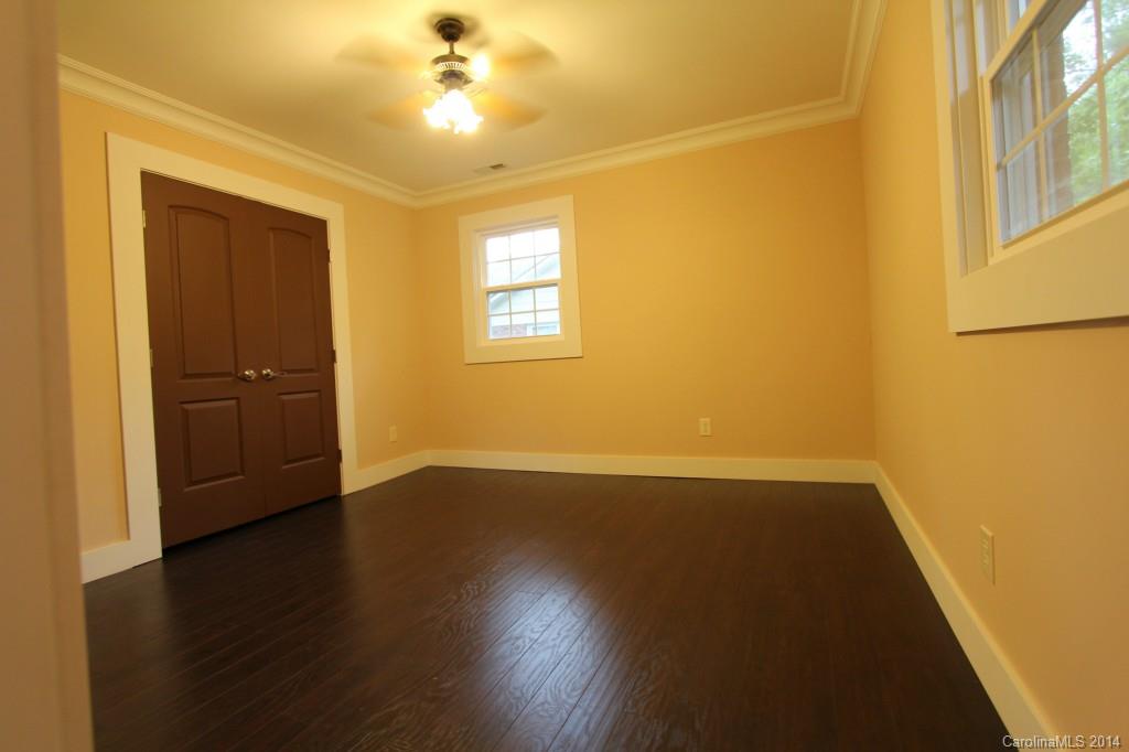 200 Clearbrook Road Matthews, NC 28105 - Photo 11 of 16 Gallery Image 11