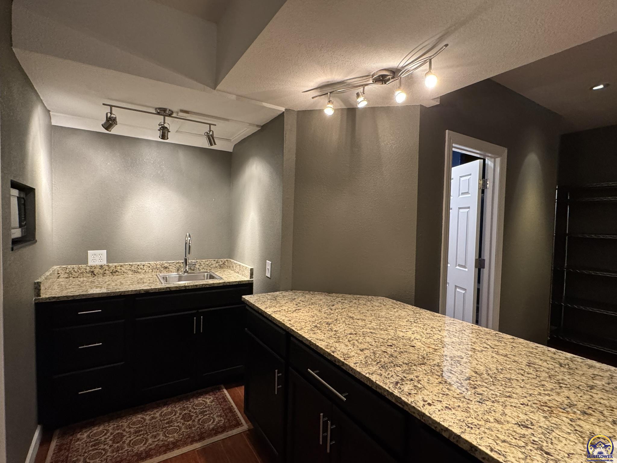 4415 Southeast West Edge Road Topeka, KS 66609 - Photo 63 of 90