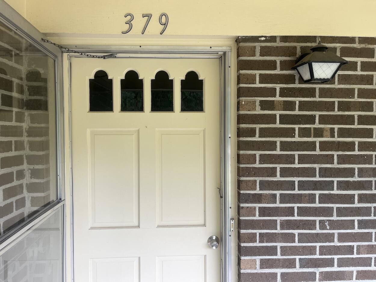 379 Chestnut Road Walterboro, SC 29488 - Photo 8 of 33 379ChestnutRd-8