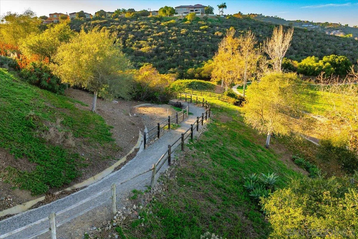 7135 Sitio Caliente Carlsbad, CA 92009 - Photo 73 of 73