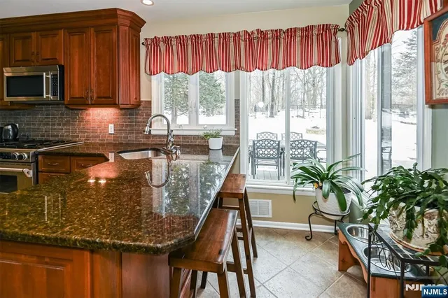 $699,911 | 45 Indian Road, Wayne, NJ 07470