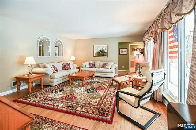 $699,911 | 45 Indian Road, Wayne, NJ 07470