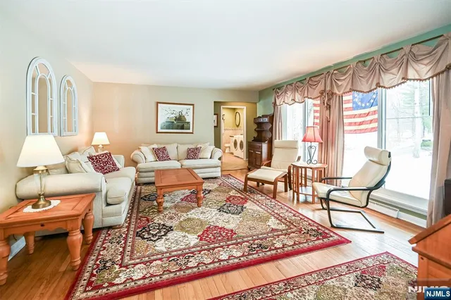 $699,911 | 45 Indian Road, Wayne, NJ 07470