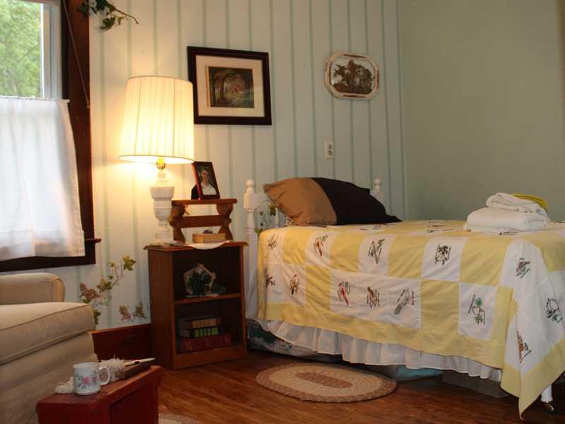 1857 Dime Road Vandergrift, PA 15690 - Photo 13 of 21 Bedroom.