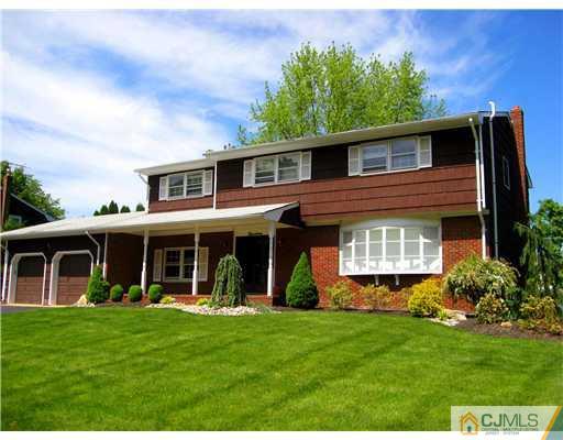 19 Woodmere Road North Brunswick, NJ 08902 - Photo 1 of 9 Gallery Image 1