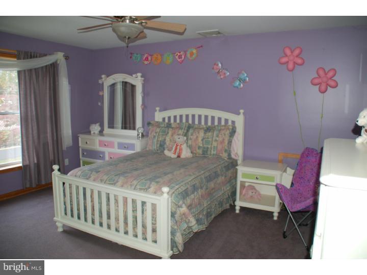 288 Davisville Road Warminster, PA 18974 - Photo 15 of 23 Bedroom 2