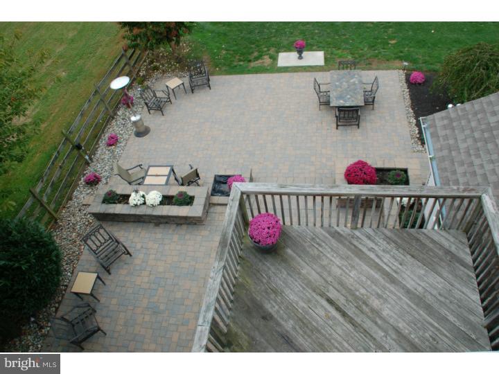 288 Davisville Road Warminster, PA 18974 - Photo 20 of 23 Deck
