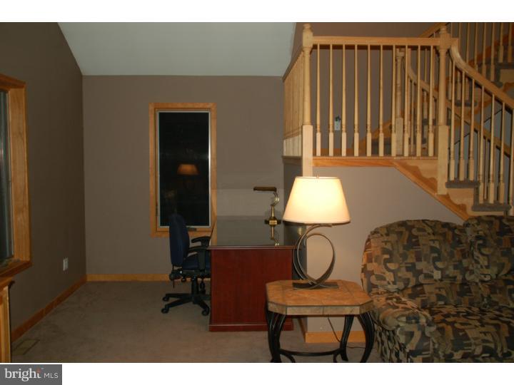 288 Davisville Road Warminster, PA 18974 - Photo 9 of 23 Family Room
