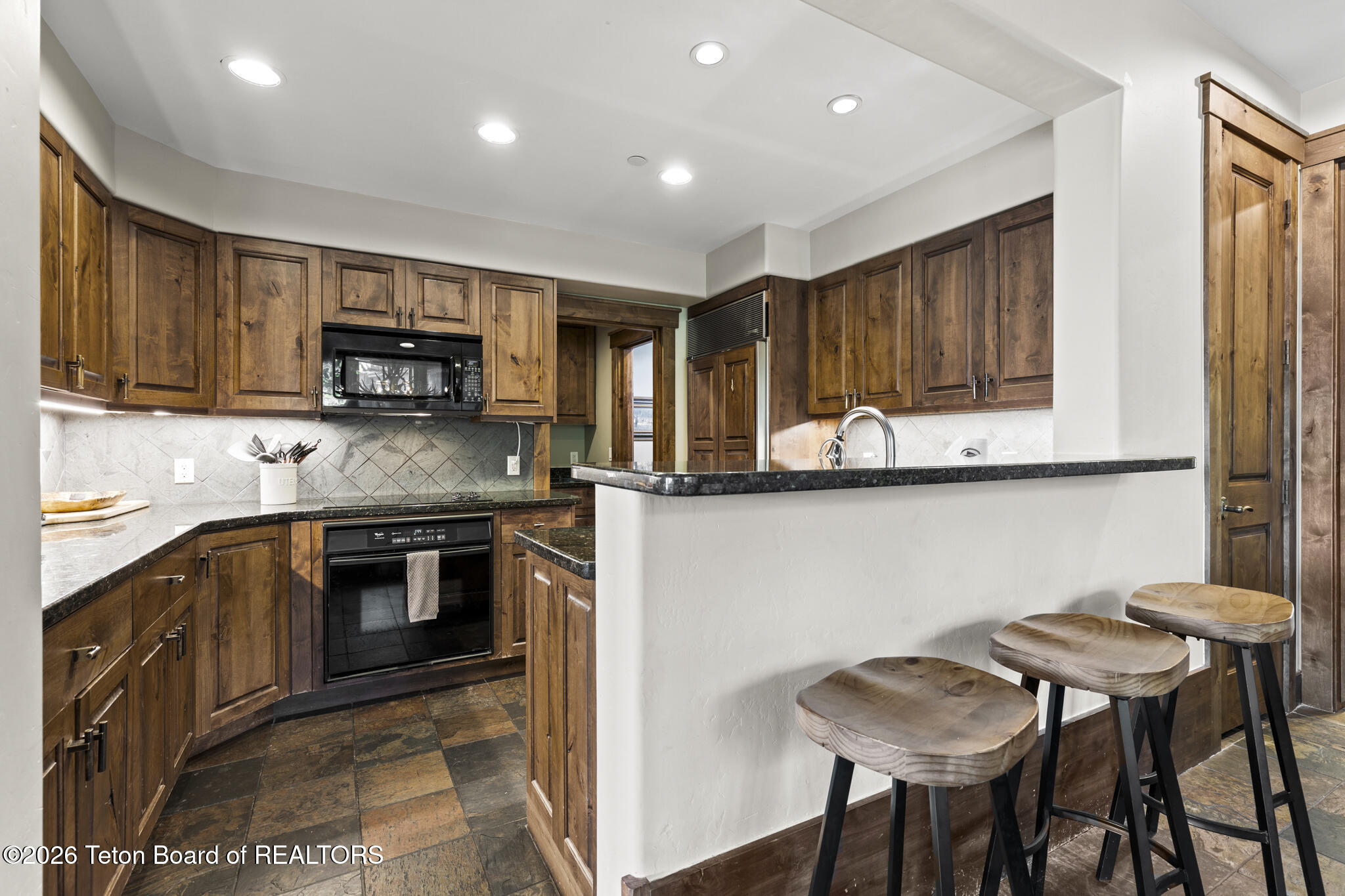 552 Snow King Loop Road, Unit 523 Jackson, WY 83001 - Photo 16 of 38 6V2A8863